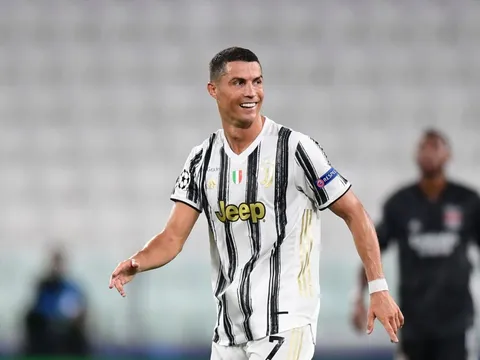"Cậu ấy có bước tiến thần tốc tựa như Ronaldo vậy"
