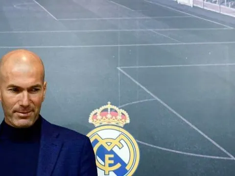 "Cậu ấy giỏi để thay thế Zidane tiếp quản Real..."