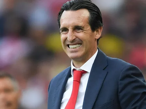 "Cậu ấy là một cầu thủ lớn, có trách nhiệm, một thủ quân của Arsenal"