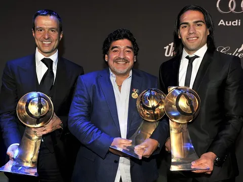 "Cậu ấy vẫn là cầu thủ hay nhất trong lịch sử"