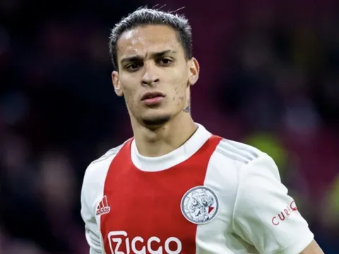 Cầu thủ Ajax chào tạm biệt Antony
