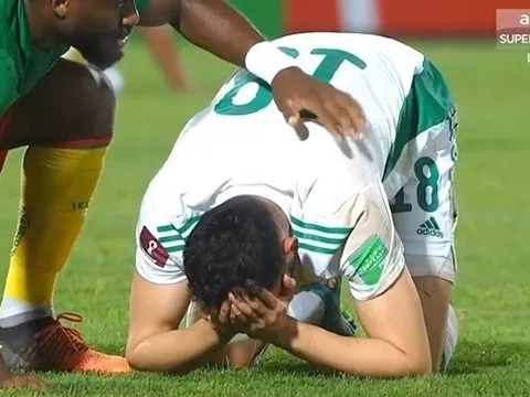 Cầu thủ Algeria khóc khi mất vé World Cup ở phút 120+4