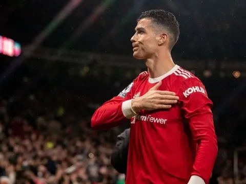 Cầu thủ hưởng lương cao nhất Premier League: Ronaldo rớt xuống vị trí thứ 5