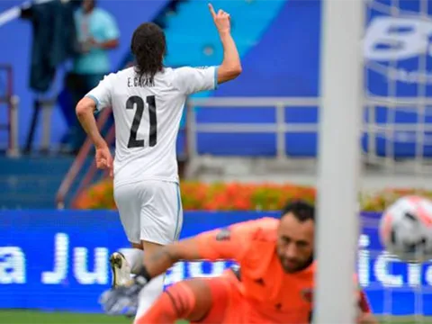 Cavani, Suarez đồng loạt nổ súng, Uruguay quật ngã Colombia trên sân khách