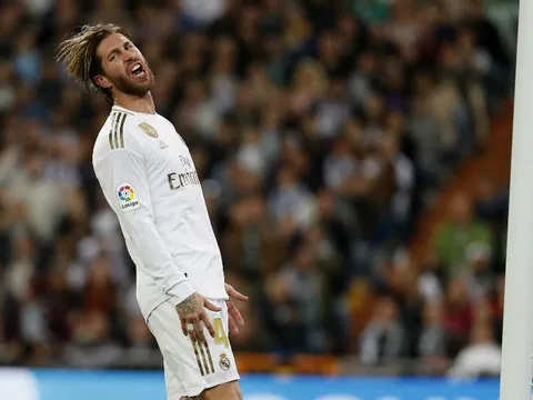 Cay cú sau trận hoà Betis, Ramos nói 1 điều khiến Zidane tự ái