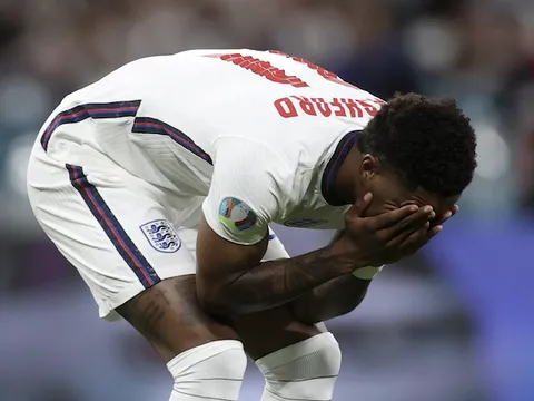 CĐV 19 tuổi nhận án tù vì phân biệt chủng tộc với Rashford