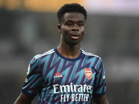 CĐV Arsenal ca ngợi 1 cái tên sau trận hòa nghẹt thở với Liverpool