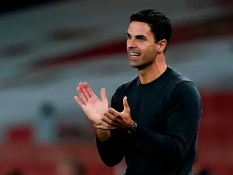 CĐV Arsenal: "Hắn ta thật đáng xấu hổ..."