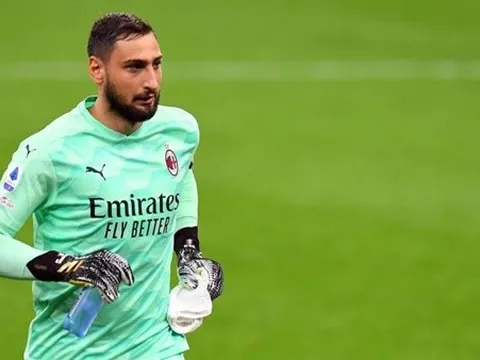 CĐV bao vây, yêu cầu “tiểu Buffon” gia hạn với AC Milan