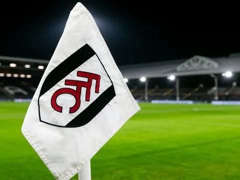 CĐV Fulham tử vong sau trận hòa Blackpool