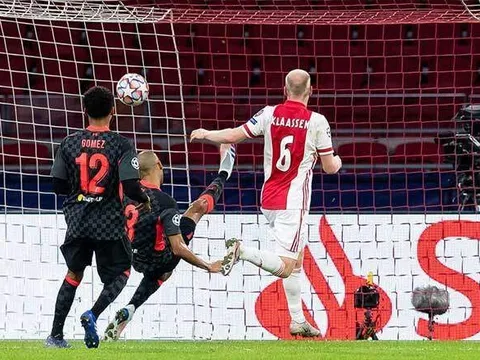 CĐV Liverpool: "Cậu ấy xuất sắc hơn cả Firmino..."