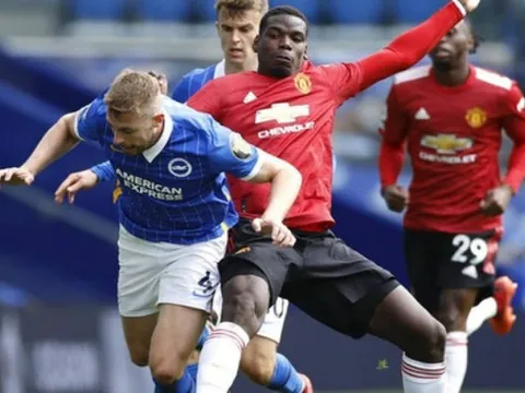 CĐV Man United: "Cậu ta là Phil Jones mới; Hãy để De Beek đá chính"