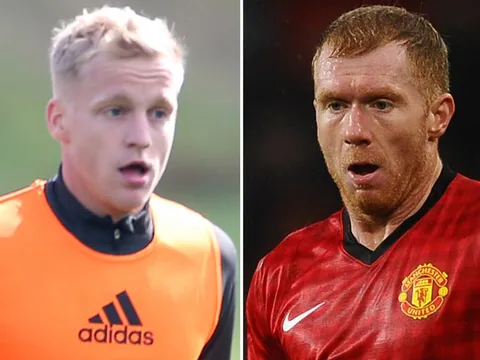 CĐV M.U: 'Tôi cười sặc khi Van der Sar so sánh Van de Beek với huyền thoại đó'