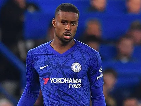 CĐV phản đối Chelsea bán trung vệ 21 tuổi cho Palace