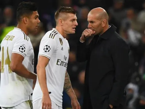 CĐV Real: "Lạy Chúa tôi, hoàn hảo, đưa hắn biến khỏi đây ngay đi!"