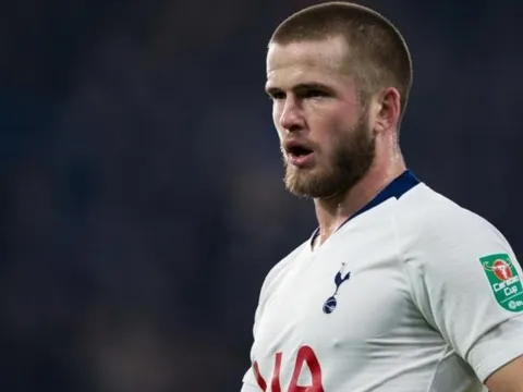 CĐV Tottenham nổi điên: "Anh ta quá chậm chạp; Tồi tệ"