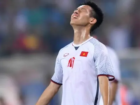 CĐV Việt Nam: "Đi bóng như Messi, sút pen cũng như Messi"