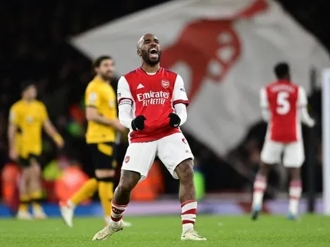 Arsenal có 2 quyết định dễ dàng sau trận thắng Wolves