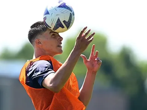 Mục tiêu Chelsea được định giá 12 triệu bảng