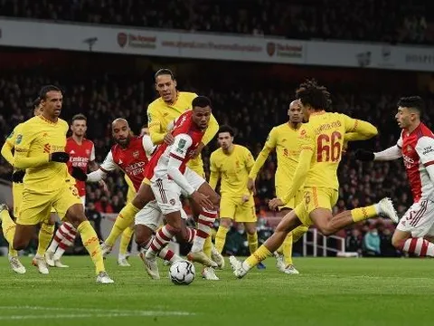 Chấm điểm Arsenal: Điểm sáng hiếm hoi và thảm họa