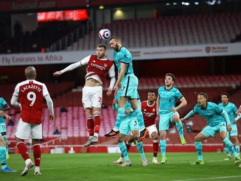 Chấm điểm Arsenal: Vỡ vụn trong hiệp hai