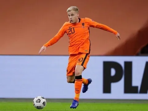 Chấm điểm Hà Lan trận Bosnia & Herzegovina: Cặp đôi trong mơ của Barca sáng chói, Van de Beek nhạt nhòa
