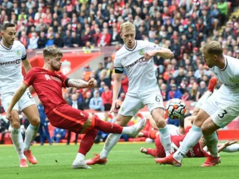 Chấm điểm Liverpool: 9 điểm ảo diệu; 2 mặt của Elliott