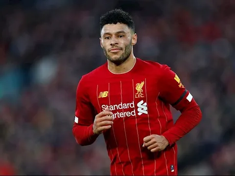 Liverpool đang "bỏ rơi"  Alex Oxlade-Chamberlain
