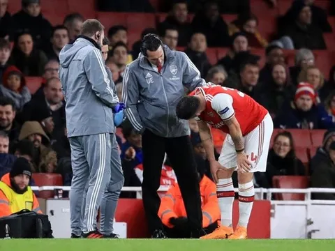 Đây! Tội đồ khiến Emery mất việc, 'không thể cứu vãn' ở Arsenal