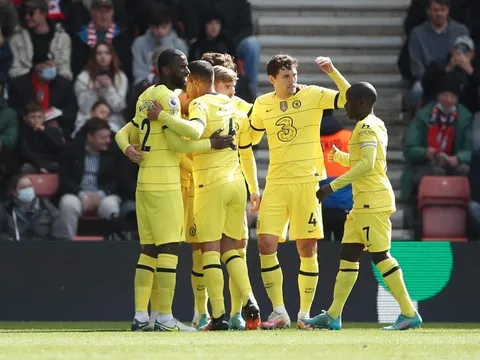 Chelsea ghi 4 bàn vào lưới Southampton trong 31 phút