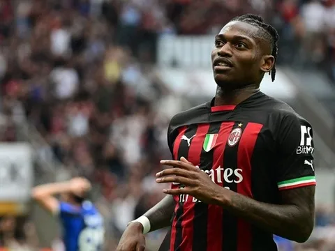 "Chelsea đã đưa ra đề nghị bằng lời nói. Tất nhiên là Milan từ chối"