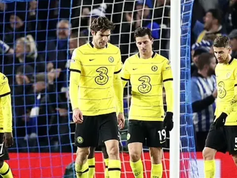Chelsea đối mặt với 4 vấn đề lớn