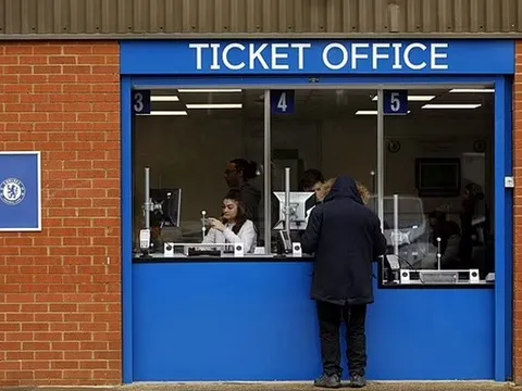 Chelsea lại gặp rắc rối với việc bán vé