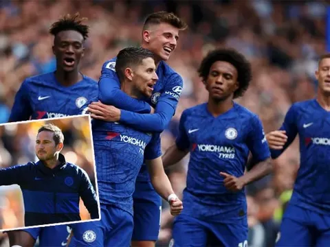 "Bộ khung của họ giống như thế hệ 92 huyền thoại của Man Utd"