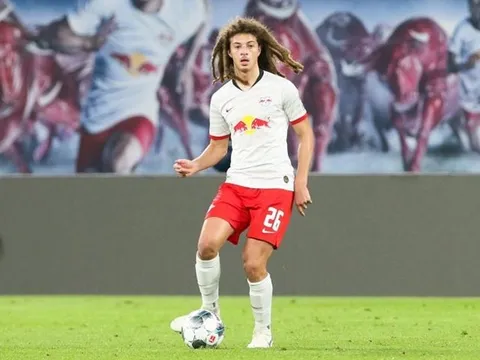 Chelsea lo sốt vó vì "thần đồng" thất sủng, sếp lớn chốt tương lai