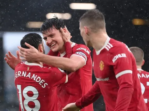 Chelsea nguy cơ bị trừ 9 điểm, MU mừng thầm
