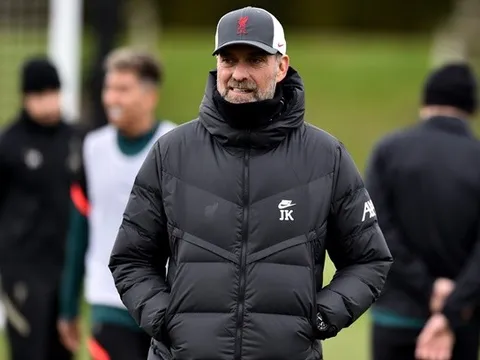 Chelsea nhận án phạt, Klopp tán thành 100%