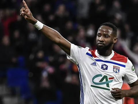 Chelsea nhập cuộc, tranh "Vua dội bom" với Man Utd