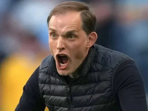 Chelsea nổi cáu với Barca
