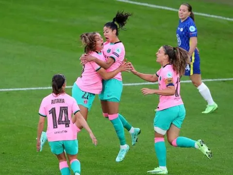 Chelsea thua sốc 4 bàn không gỡ trước Barca ở CK Champions League nữ