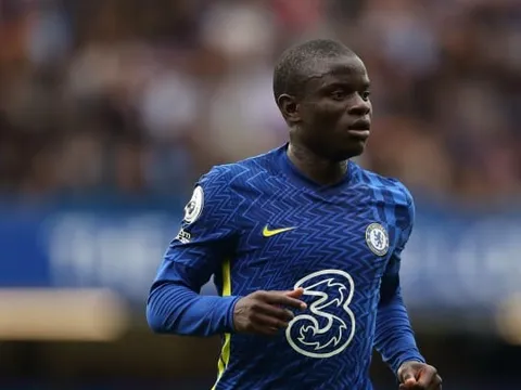 Chelsea tiến hành trói chân trụ cột