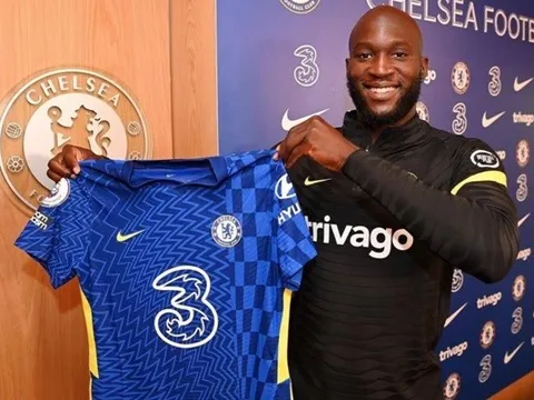 Chelsea trả giá vì lời hứa "trưởng thành”