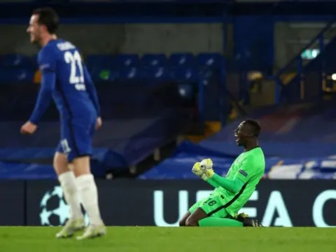 Joe Cole: "Hãy ghi công cho những người đã mua cậu ấy về"