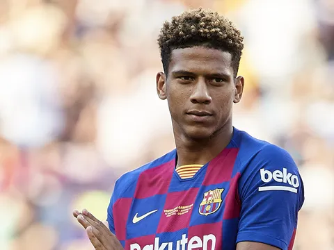 Chi 18 triệu euro, đội bóng thành London quyết chiêu mộ “người thừa” của Barca