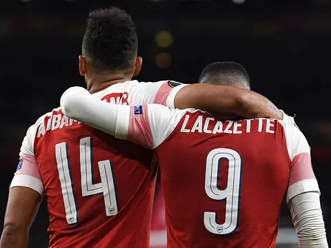 Chia tay 2 công thần hàng đầu, Arsenal đã tìm ra mẫu người cần mua