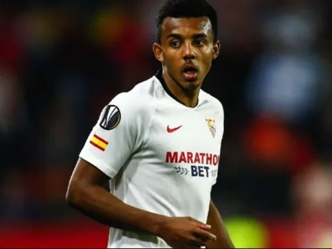 Chiêu mộ “đá tảng” U21, Man City đưa công thần ra trao đổi