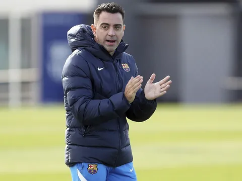 Chiêu mộ tiền đạo Ngoại hạng Anh, Barca biến người thừa thành vật tế