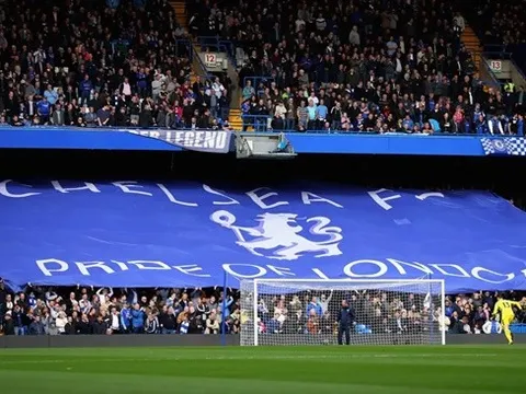 Chính phủ Anh lỏng tay, Chelsea đón tin vui giữa khó khăn