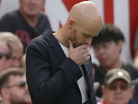Chính sách chuyển nhượng khó hiểu của Man United
