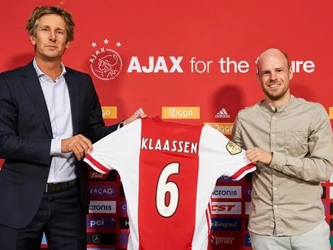 CHÍNH THỨC: Ajax mua được cầu thủ 'xịn' thay thế Van de Beek